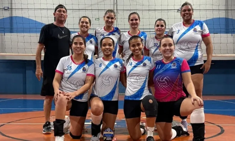 Vôlei Master: Paraguaçu é campeã e arrecada leite para câncer 1 641308880 1870198567368168 52716