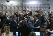 Última Análise: quebra de sigilos e CPIs geram tumulto e acusações de fraude, com implicações políticas significativas para o governo e figuras públicas.