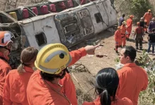 Acidente com ônibus de romeiros em Alagoas: 16 vítimas mortas, 18 pacientes internados e causa do acidente ainda desconhecida.