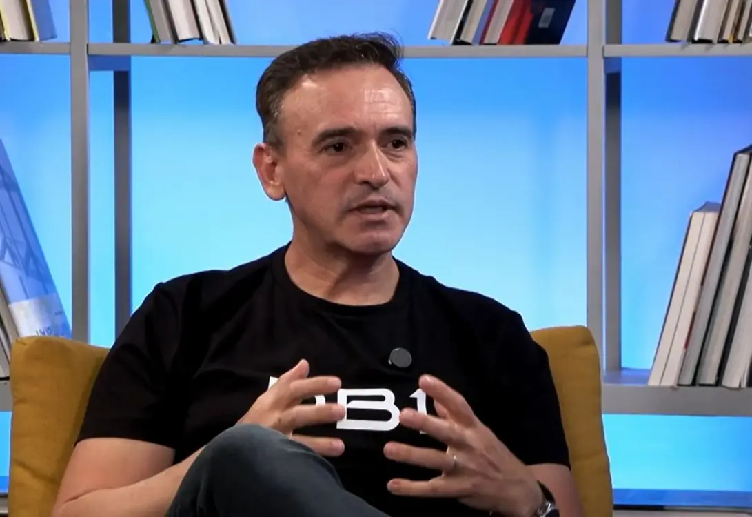 Ilson Rezende, CEO da DB1 Group, compartilha segredos de sucesso e cultura organizacional que impulsionaram a empresa a uma expansão sem precedentes e uma equipe de mais de 800 funcionários.