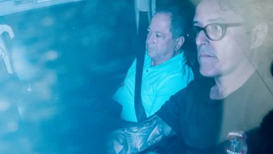 Supremo Tribunal Federal fixa penas para envolvidos no assassinato da vereadora Marielle Franco e seu motorista, além de tentativa de assassinato contra jornalista Fernanda Chaves.