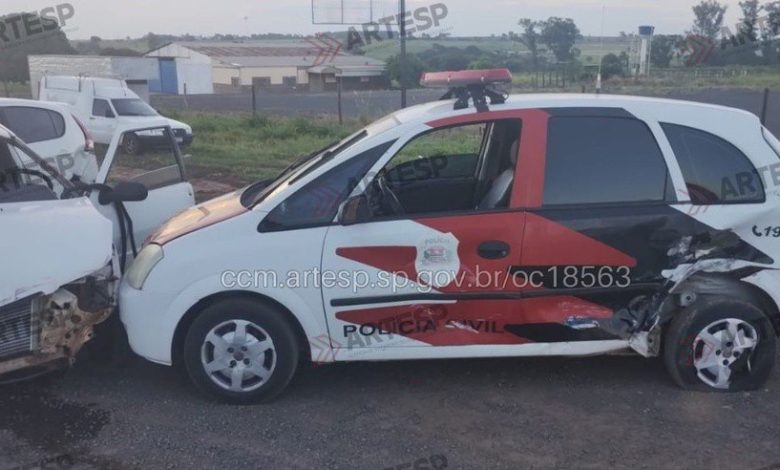 Acidente na SP-284 em João Ramalho atinge viatura policial