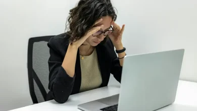 A dor muscular crônica, impulsionada pelo estresse e má postura, afeta sua produtividade. A Folha de Paraguaçu revela os mecanismos e soluções para combater o problema.