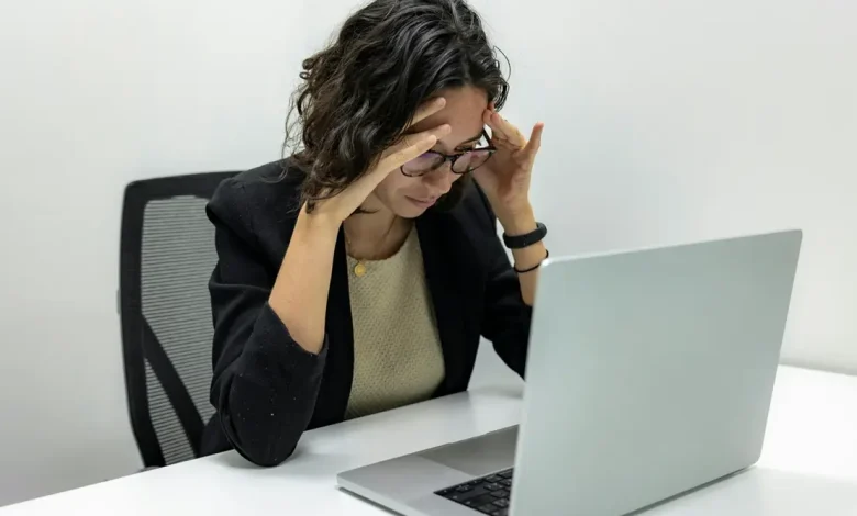 A dor muscular crônica, impulsionada pelo estresse e má postura, afeta sua produtividade. A Folha de Paraguaçu revela os mecanismos e soluções para combater o problema.