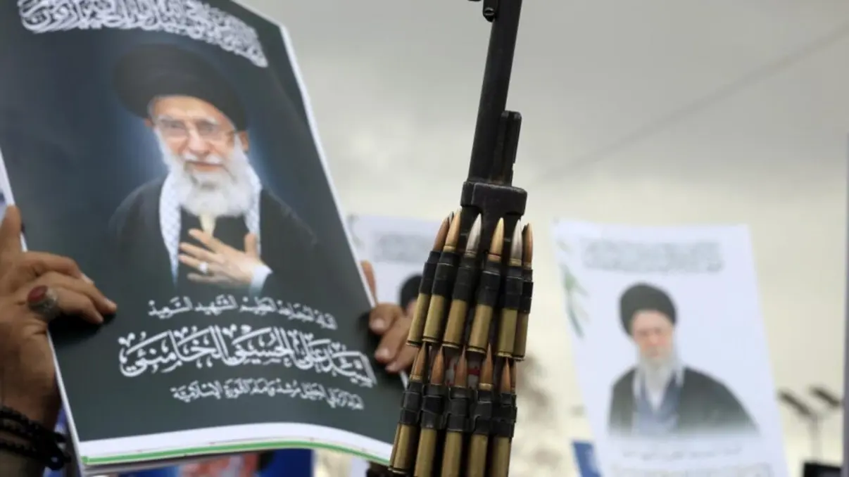 Ataque Houthi a Israel: Escalada no Oriente Médio Preocupa 6 A Folha de Paraguaçu analisa o primeiro ataque direto dos rebeldes houthis do Iêmen contra Israel, marcando uma perigosa escalada no conflito do Oriente Médio. Entenda as implicações.