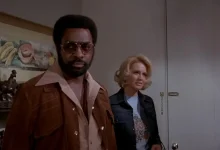 A Folha de Paraguaçu lamenta o falecimento de Ed Bernard, ator consagrado por 'Police Woman' e 'The White Shadow', aos 86 anos. Relembre sua carreira marcante.