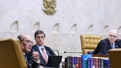 O STF rejeita recurso de CPI que buscava reestabelecer quebra de sigilo da Maridt Participações, ligada ao ministro Dias Toffoli, limitando investigações.