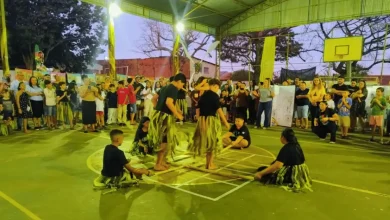 A Escola Profª Cléia Caçapava Silva de Paraguaçu Paulista brilha no cenário nacional! Conheça o projeto "Raízes que nos formam", finalista do Aprende Brasil Criativo. Educação inovadora valorizando culturas.