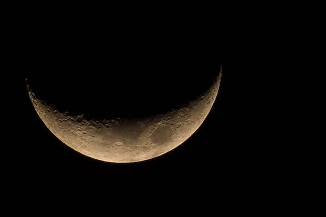 A Lua Nova em Áries chega como o empurrão que faltava para os seus projetos. Descubra como essa energia de renovação pode transformar sua vida agora.