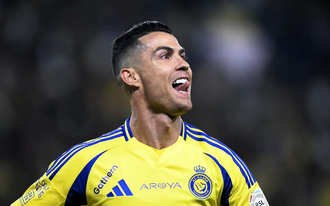 Cristiano Ronaldo impressiona com gols pelo Al Nassr, aproximando-se da marca histórica de mil gols. Descubra seu desempenho espetacular e a jornada rumo a este feito inédito no futebol.