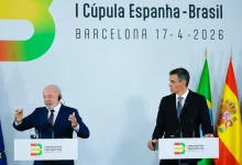 No Fórum Democracia Sempre em Barcelona, Lula defende a soberania das nações e alerta sobre os perigos do extremismo e o retrocesso democrático global. Confira.