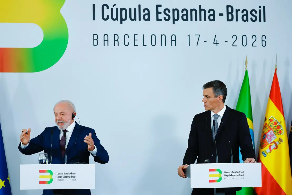 No Fórum Democracia Sempre em Barcelona, Lula defende a soberania das nações e alerta sobre os perigos do extremismo e o retrocesso democrático global. Confira.