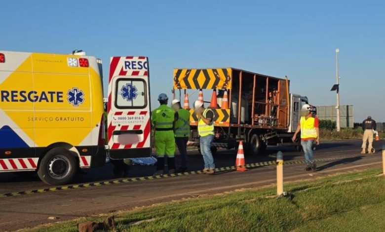 Trabalhador morre atropelado enquanto prestava servicos para a Via Campo na BR 163