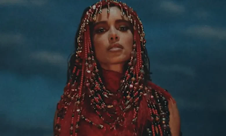 A Justiça do Rio de Janeiro condenou a cantora Anitta a pagar R$ 25 mil por usar imagem de dançarina sem autorização em campanha promocional de 2022.