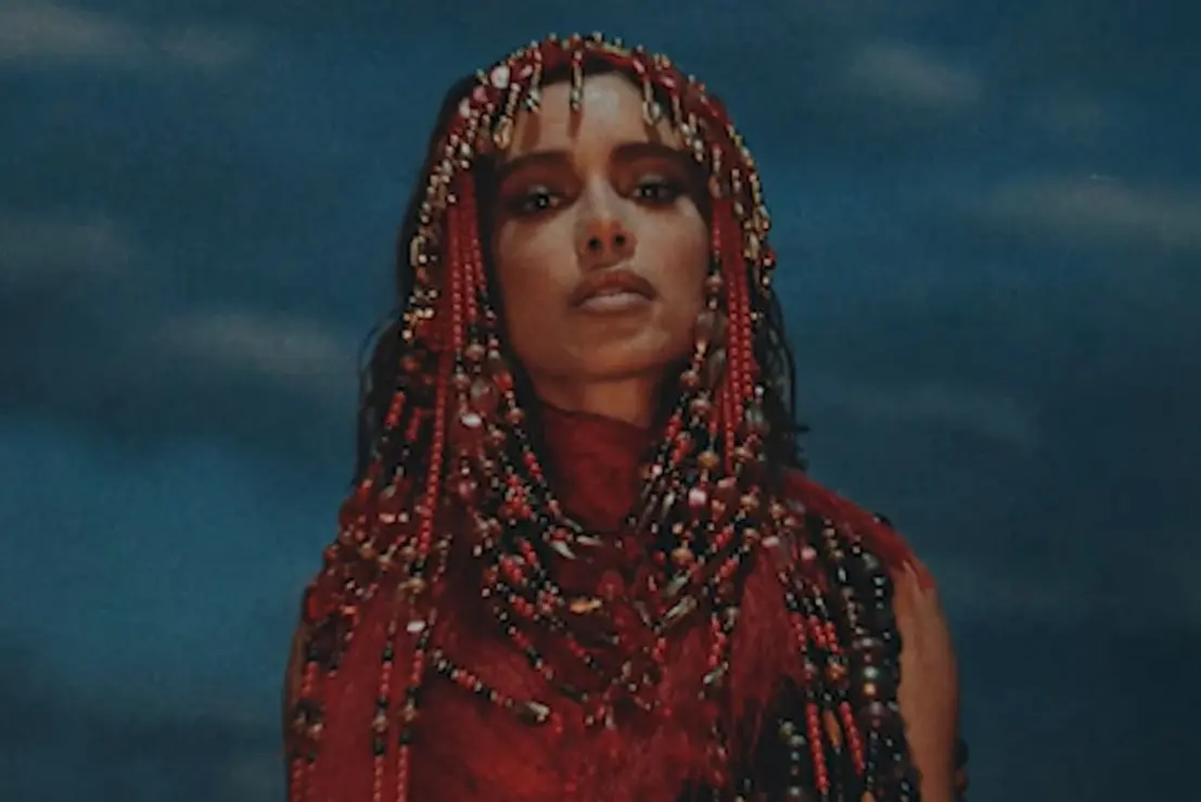 A Justiça do Rio de Janeiro condenou a cantora Anitta a pagar R$ 25 mil por usar imagem de dançarina sem autorização em campanha promocional de 2022.