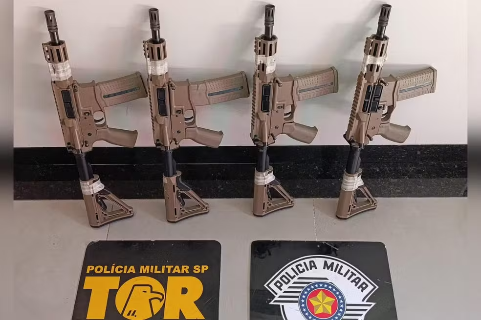 Fuzis Colt M4 são apreendidos em Dracena na SP-563 6 fuzis 2