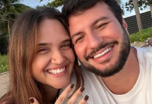 A atriz Juliana Paiva oficializou seu noivado com o empresário Danilo Partezani. O pedido aconteceu em uma romântica praia. Confira os detalhes aqui.