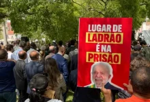 A passagem do presidente Lula por Lisboa foi marcada por intensos protestos organizados pelo partido oposicionista Chega. Confira os detalhes desta tensão.