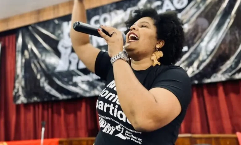 Samara Martins, pré-candidata da Unidade Popular à Presidência, defende causas sociais e econômicas, como resistência à terceirização e violência contra mulheres e negros.