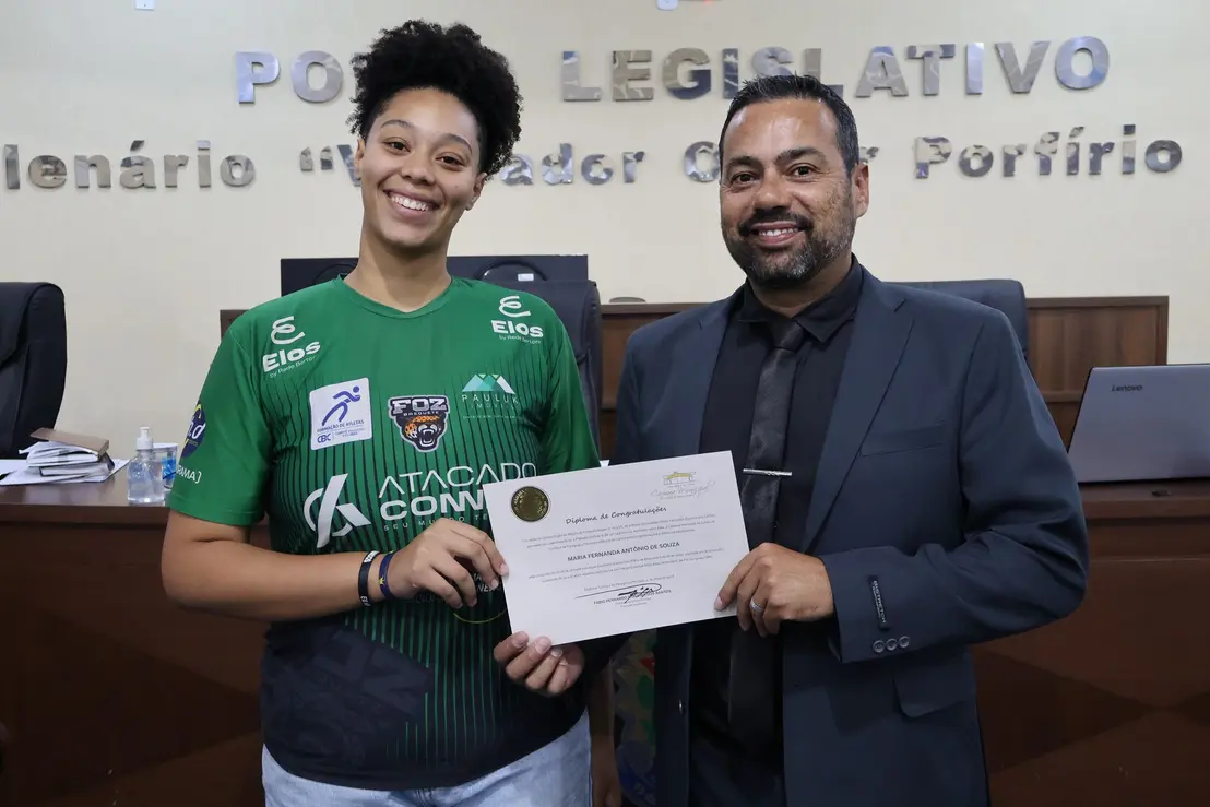 Maria Fernanda, atleta revelada em Paraguaçu Paulista, conquista o título dos Jogos Escolares Brasileiros e se prepara para o Mundial na Sérvia.