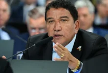 O senador Magno Malta registrou boletim de ocorrência contra uma técnica de enfermagem após ser acusado de agressão durante internação no hospital DF Star.