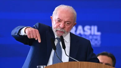 Em resposta aos EUA, governo brasileiro classifica PCC e Comando Vermelho como terroristas, mas faz alerta rigoroso sobre riscos à soberania nacional.