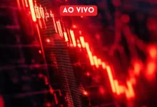 O Ibovespa registra baixa nesta quinta-feira pressionado pela inflação nos EUA e pela desvalorização das ações da Petrobras. Confira o cenário econômico.