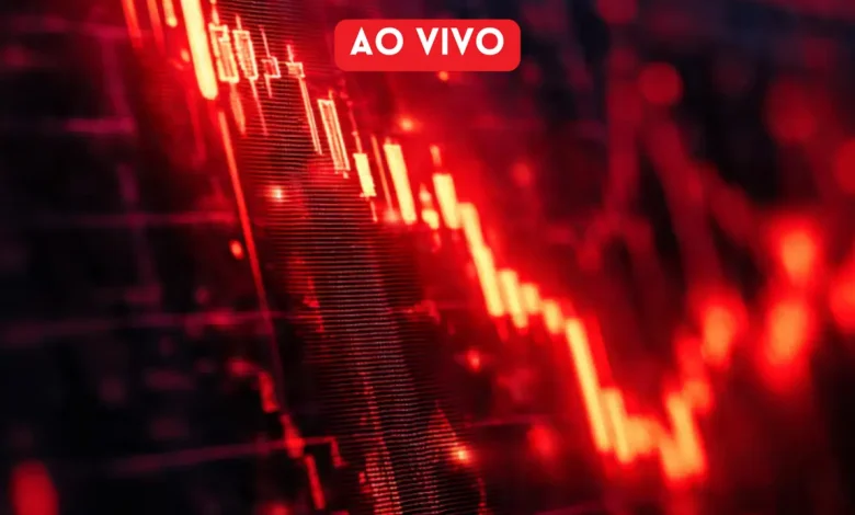 O Ibovespa registra baixa nesta quinta-feira pressionado pela inflação nos EUA e pela desvalorização das ações da Petrobras. Confira o cenário econômico.