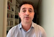 O deputado Rafael Pezenti alerta para os riscos de uma aliança entre o MDB e o PT, defendendo uma postura de direita para garantir a sobrevivência do partido.