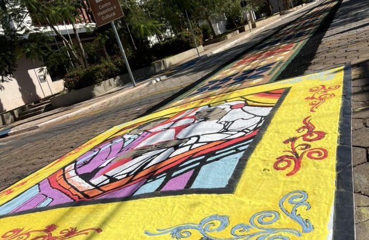 colorir as ruas do centro de Paraguacu Paulista