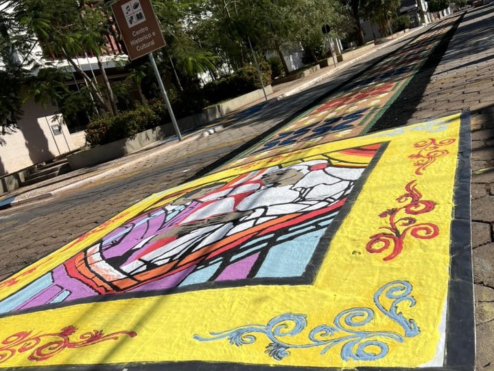 colorir as ruas do centro de Paraguacu Paulista