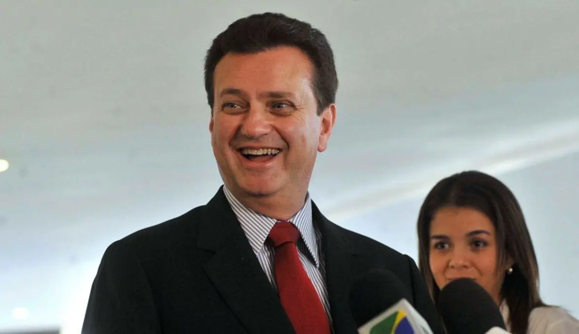 Gilberto Kassab, presidente do PSD, coloca-se à disposição para compor chapa como vice de Ronaldo Caiado na corrida pela Presidência da República. Confira.