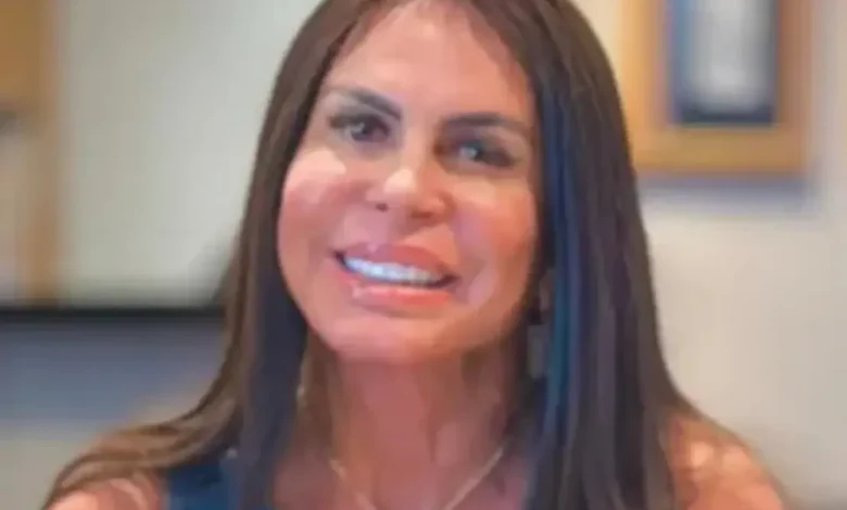 Gretchen revela a causa da alopecia e como superou as falhas no couro cabeludo com micropigmentação. Confira os detalhes dessa jornada de autoestima.