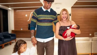 Lore Improta e Léo Santana celebram a alta da maternidade com o recém-nascido Levi, o segundo filho do casal, iniciando um novo e emocionante capítulo familiar.