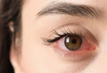 Na era digital, a Folha de Paraguaçu revela como proteger sua visão do cansaço visual e doenças graves. Descubra hábitos simples e alimentos essenciais para a sua saúde ocular!