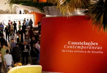 Explore a mostra Constelações Contemporâneas no Teatro Nacional em Brasília. Mais de 200 obras de 41 artistas com entrada totalmente gratuita. Confira!
