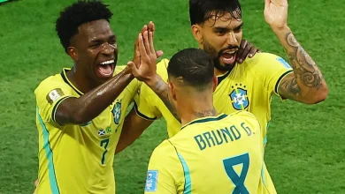 Com o brilho de Vini Jr na Copa, o Real Madrid alcança o top 10 de clubes com mais gols brasileiros em Mundiais. Descubra o ranking completo e os destaques.