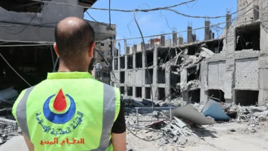 Acordo de cessar-fogo entre Israel e Líbano colapsa após recusa do Hezbollah. Conflito armado escala e soldado da ONU é morto na região. Confira os detalhes.