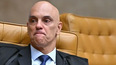 STF defende Alexandre de Moraes após decisão da Itália 2 STF reage à decisão da justiça italiana que barrou extradição de Carla Zambelli e reafirma legalidade das decisões de Alexandre de Moraes. Confira!