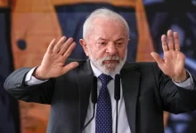 Análise exclusiva mostra como o chamado "kit reeleição" injeta R$ 187,2 bilhões fora do limite de gastos, ameaçando disparar a dívida pública brasileira.