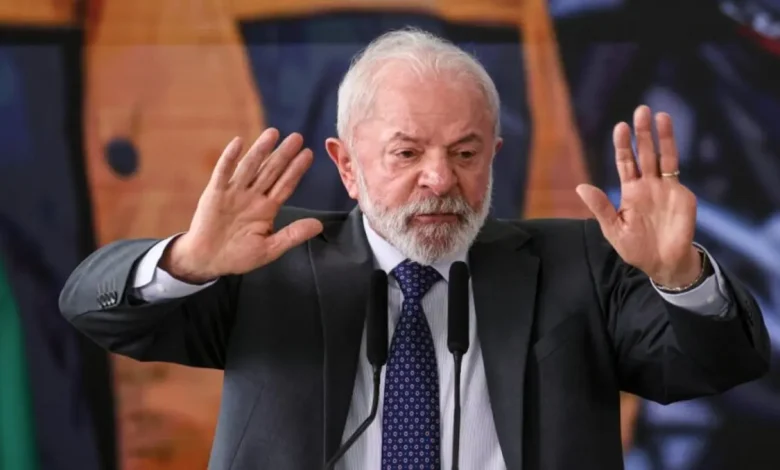 Análise exclusiva mostra como o chamado "kit reeleição" injeta R$ 187,2 bilhões fora do limite de gastos, ameaçando disparar a dívida pública brasileira.