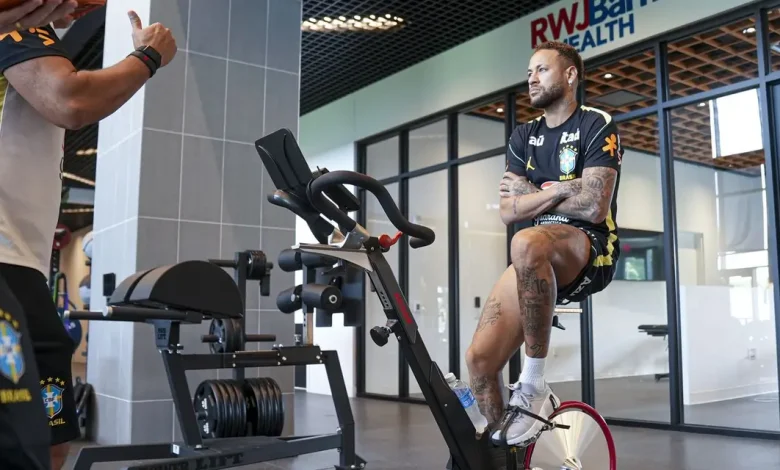 Folha de Paraguaçu traz as últimas sobre a recuperação de Neymar para a Copa do Mundo. Saiba detalhes da lesão, evolução e expectativa para a estreia do Brasil.
