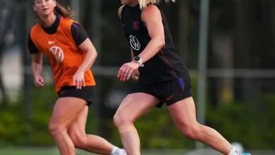 Descubra por que Marta, a maior jogadora brasileira, é a principal referência para as estrelas da poderosa seleção feminina dos EUA, que enfrenta o Brasil em amistosos cruciais.