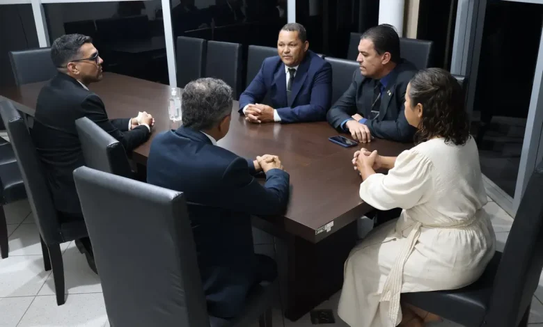 A Câmara Municipal de Paraguaçu Paulista oficializou a abertura de uma Comissão Especial de Inquérito para apurar denúncias. Confira os detalhes aqui.
