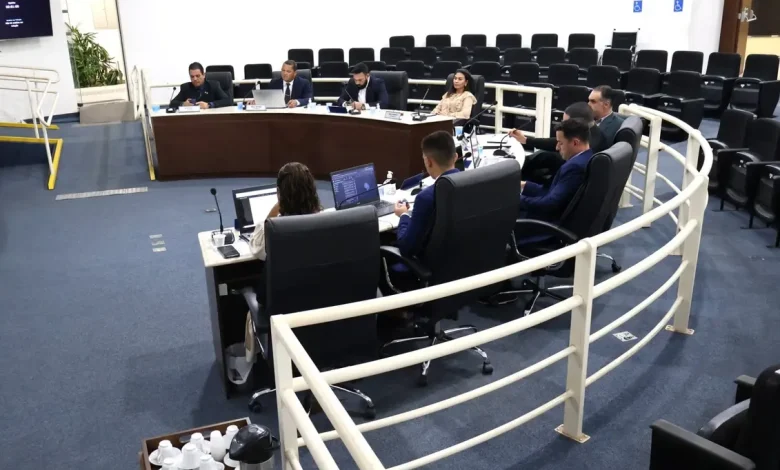 A Comissão Especial de Inquérito (CEI) da Câmara Municipal de Paraguaçu Paulista concluiu seus trabalhos. Saiba os detalhes sobre o desfecho das investigações.