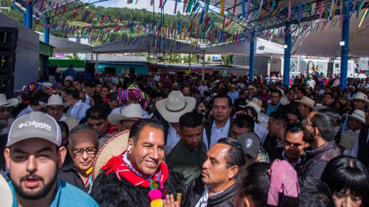 Terremotos atingem México e Guatemala e disparam alerta 6 Sismos de magnitude 7,4 abalaram regiões do México e da Guatemala. Autoridades monitoram riscos de tsunami e danos estruturais após o forte tremor.