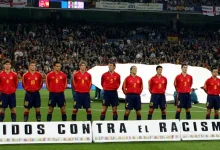 O confronto entre Argentina e Inglaterra transcende o futebol e se torna uma prova de fogo global na luta contra o racismo no esporte. Saiba os detalhes.