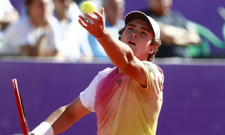 A Copa Davis está de volta ao Brasil após três anos. Garanta seu lugar para acompanhar o retorno desta competição histórica de tênis em solo brasileiro.