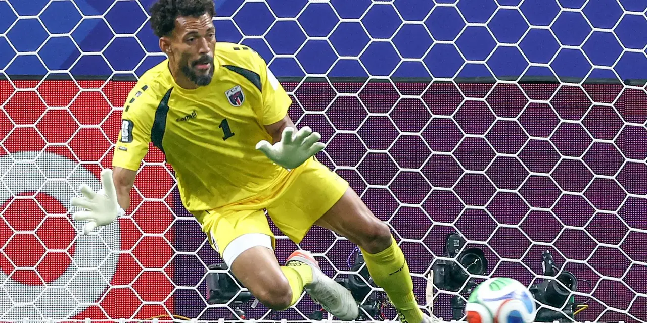 O goleiro Vozinha, destaque da seleção de Cabo Verde, é o novo reforço do Colo-Colo, do Chile. Confira os detalhes desta contratação internacional.