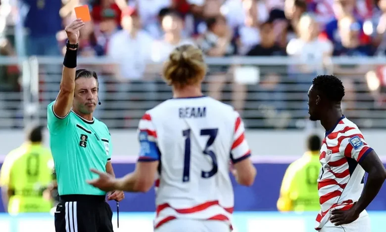 Entenda as maiores polêmicas que marcaram a Copa do Mundo de 2026, desde decisões controversas de arbitragem até a implementação da Lei Vini Jr.